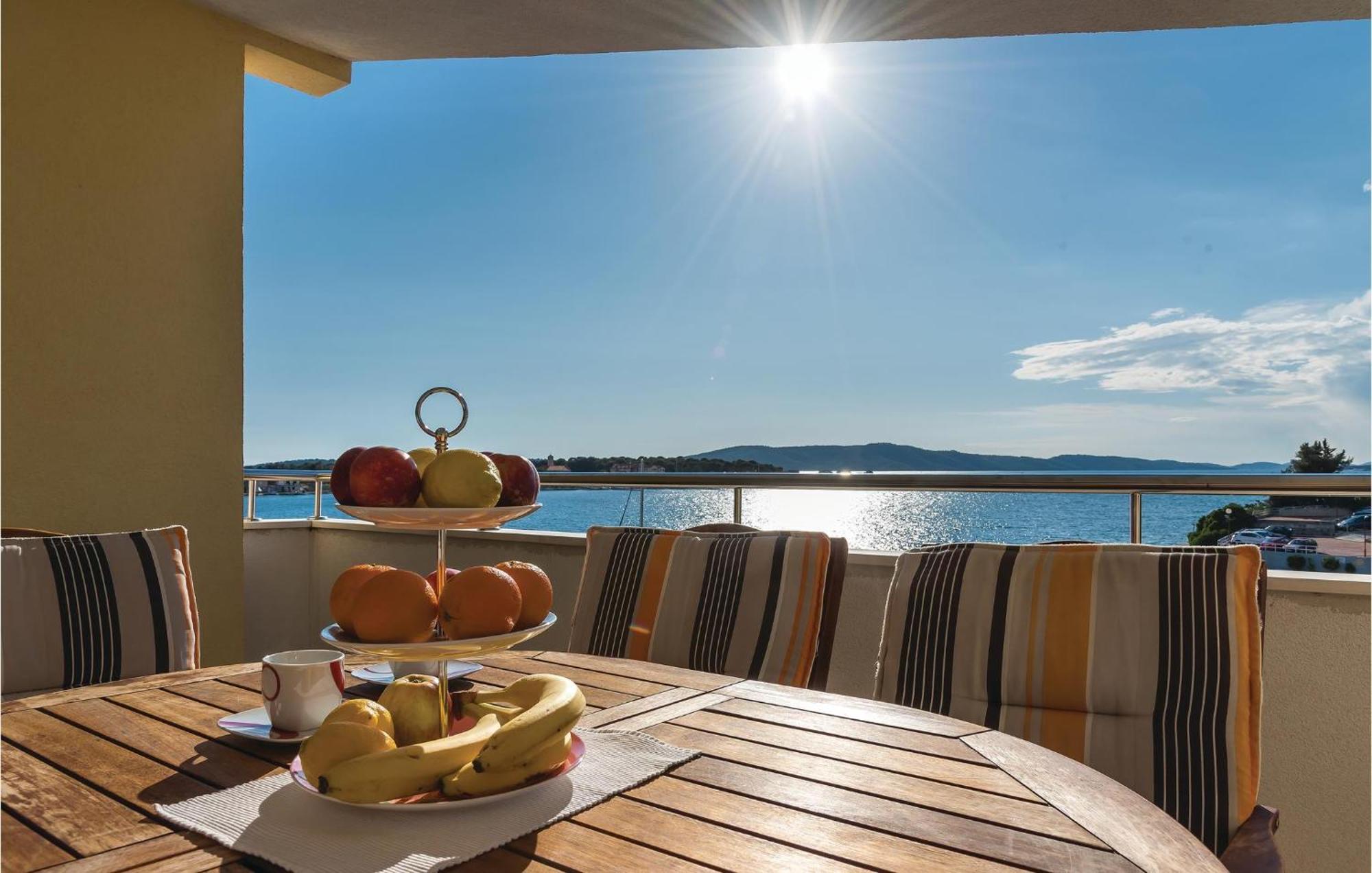 Nice Home In Sibenik With Kitchen Šibenik Exterior foto