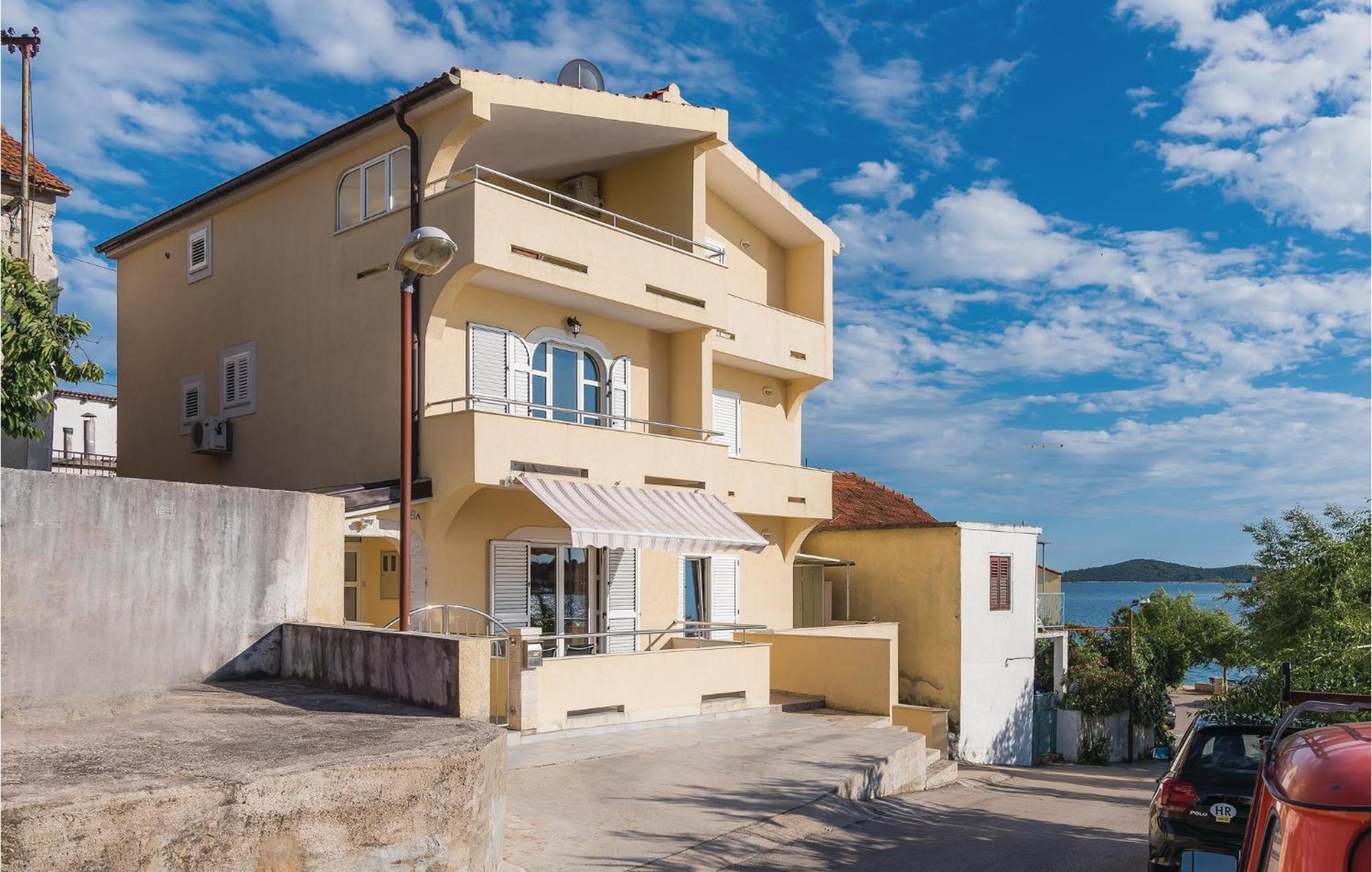 Nice Home In Sibenik With Kitchen Šibenik Exterior foto