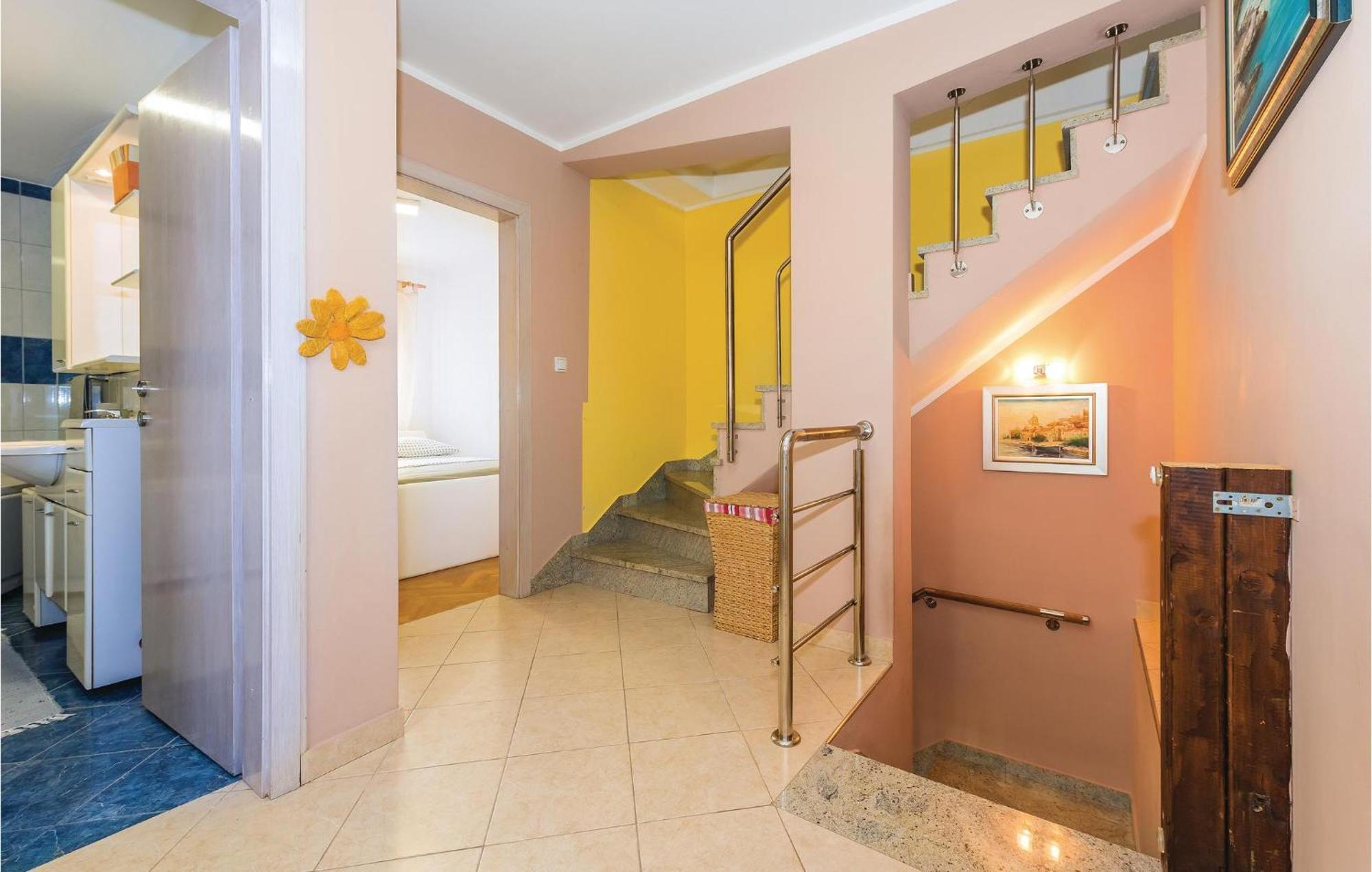 Nice Home In Sibenik With Kitchen Šibenik Exterior foto